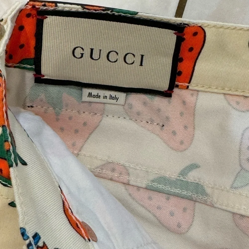GUCCI Maximalist Luxury Spring Fruit Strawberry Skinny Cotton Twill Pants 25 NWT - Picture 13 of 13